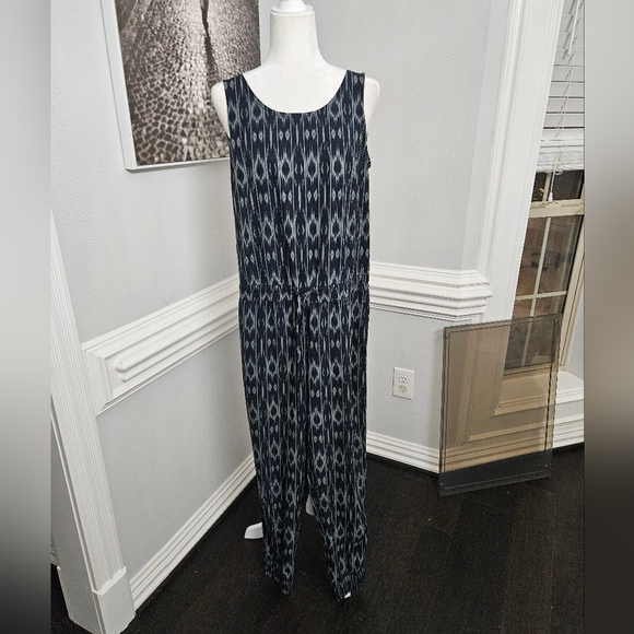 Athleta Ikat Crossback Romper in jasper green size 8 NWOT - Picture 5 of 9